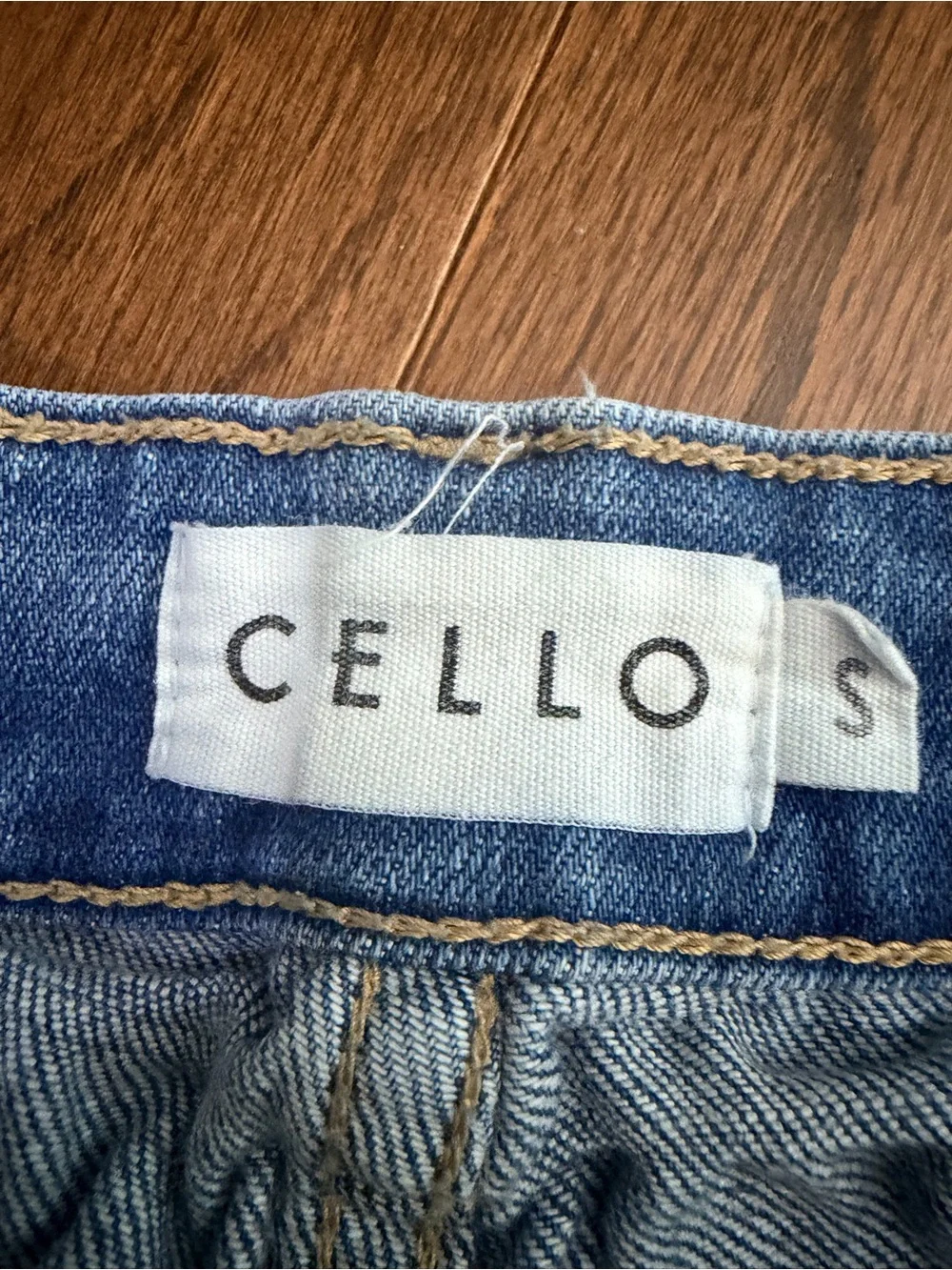 Cello light blue
